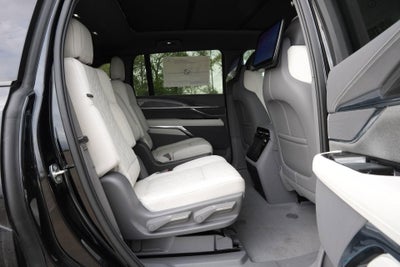 2025 Cadillac ESCALADE IQ Sport 1