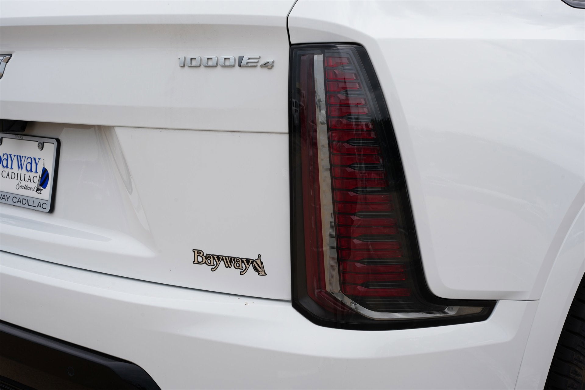 2025 Cadillac ESCALADE IQ Sport 2