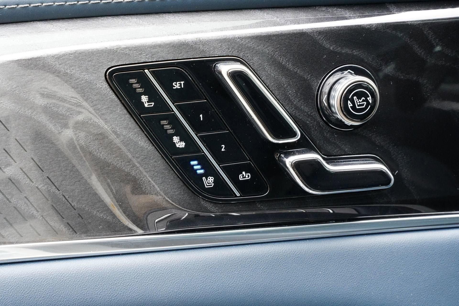 2025 Cadillac ESCALADE IQ Sport 2