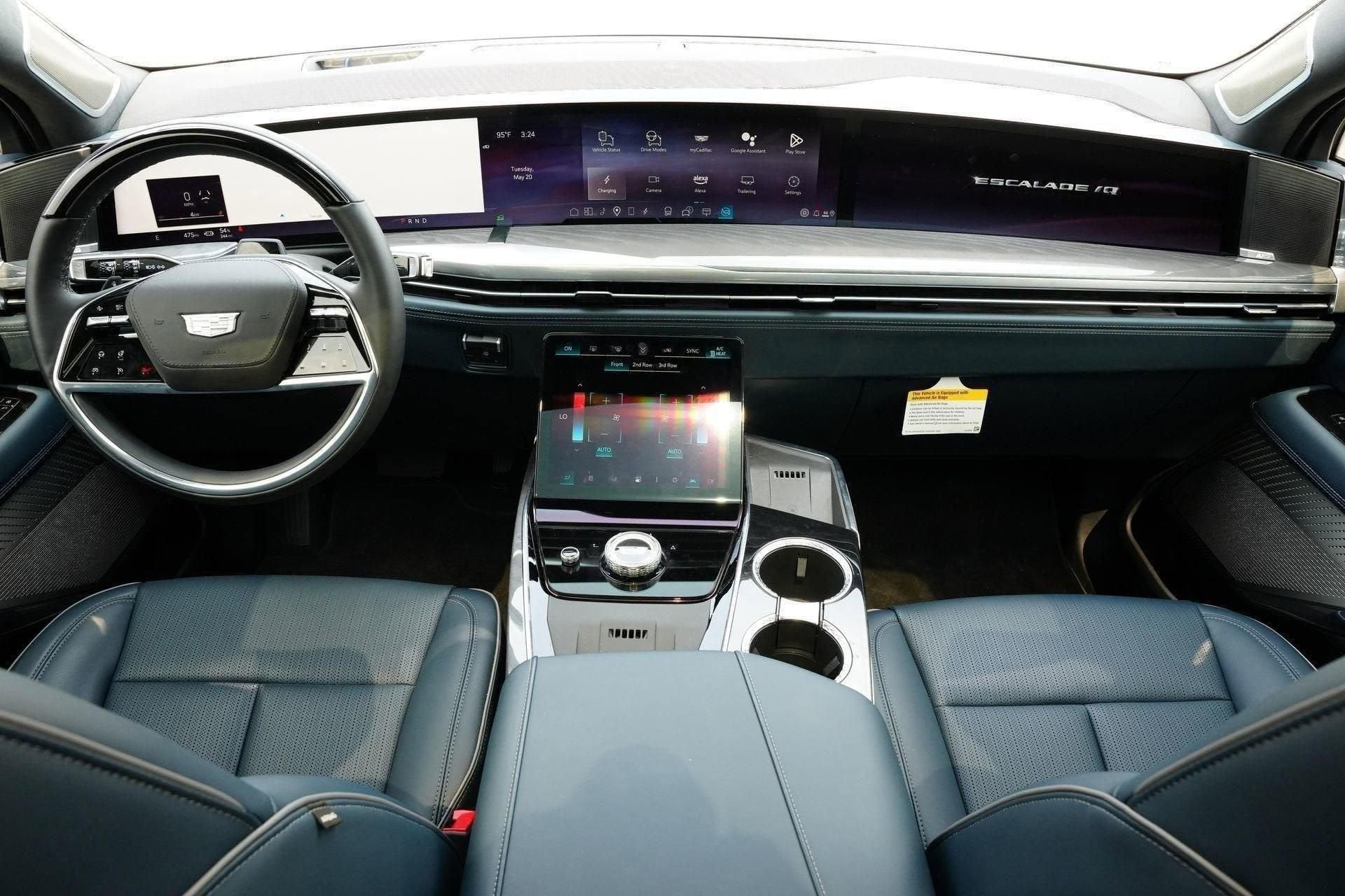 2025 Cadillac ESCALADE IQ Sport 2