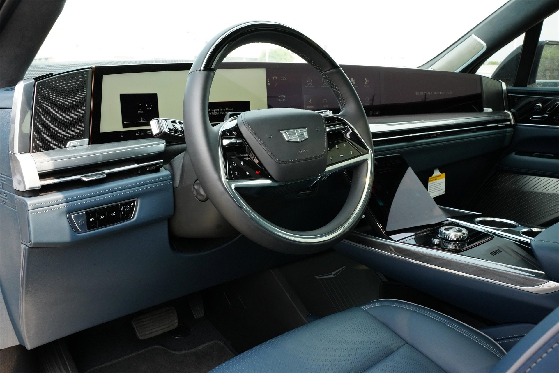 2025 Cadillac ESCALADE IQ Sport 2