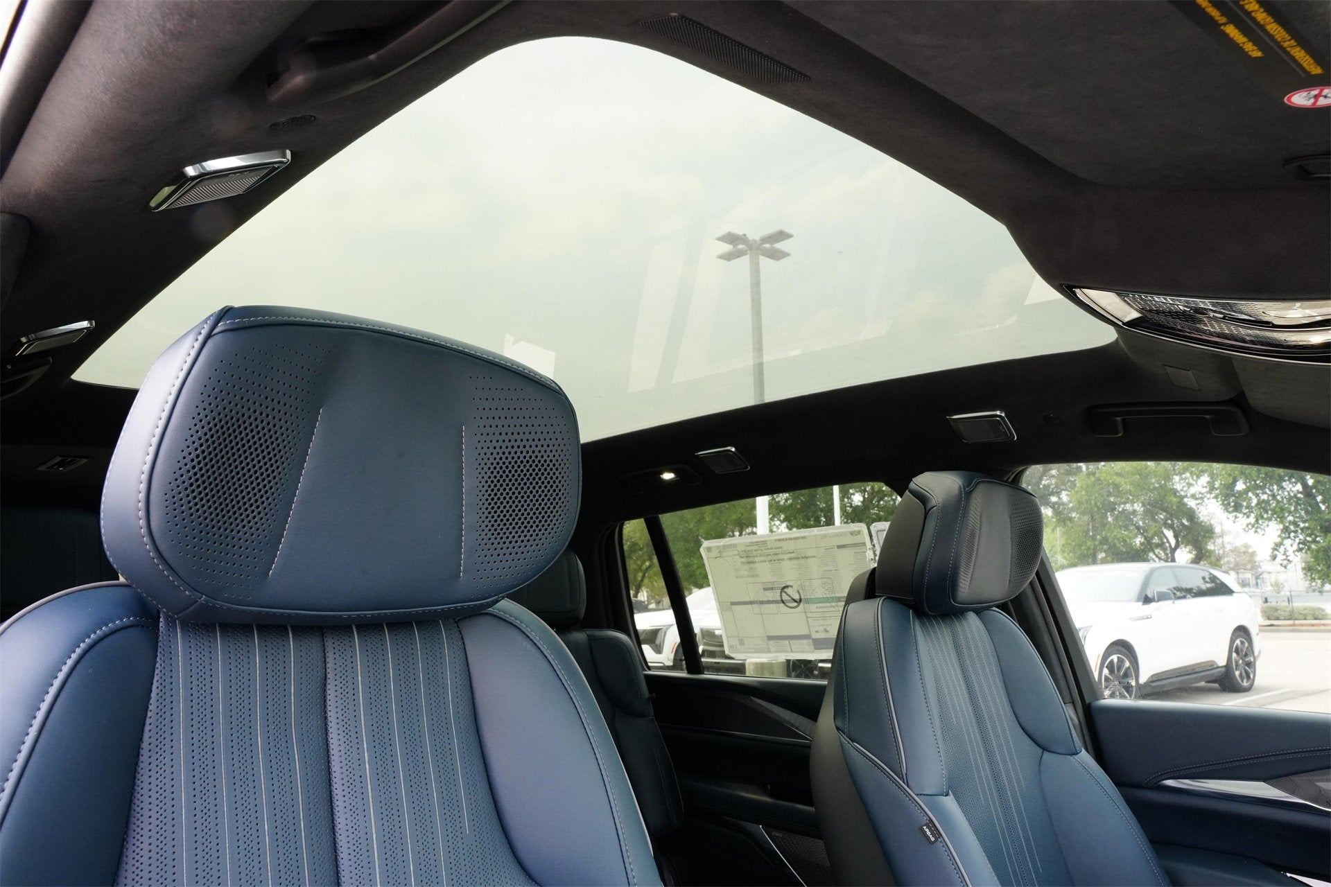 2025 Cadillac ESCALADE IQ Sport 2