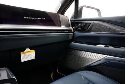 2025 Cadillac ESCALADE IQ Sport 2