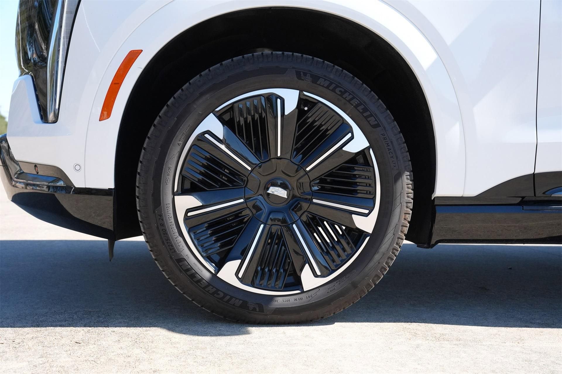 2025 Cadillac ESCALADE IQ Sport 2