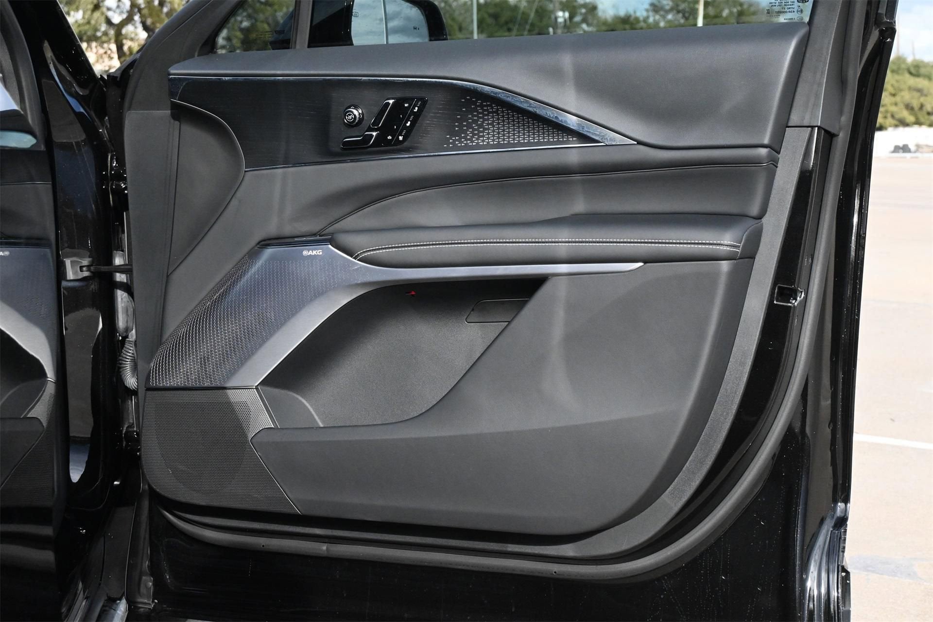 2026 Cadillac LYRIQ V-Series Premium