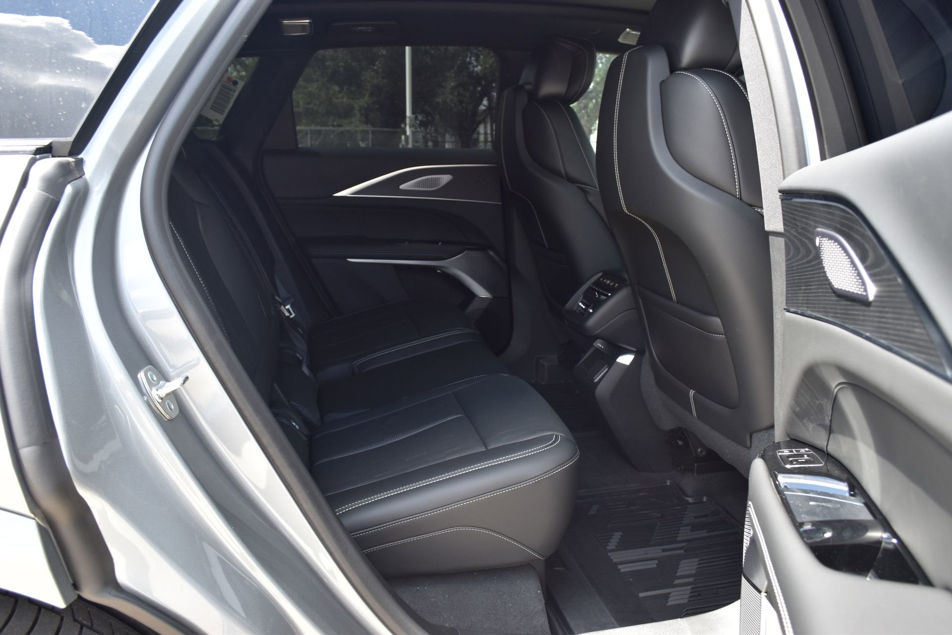 2026 Cadillac LYRIQ V-Series