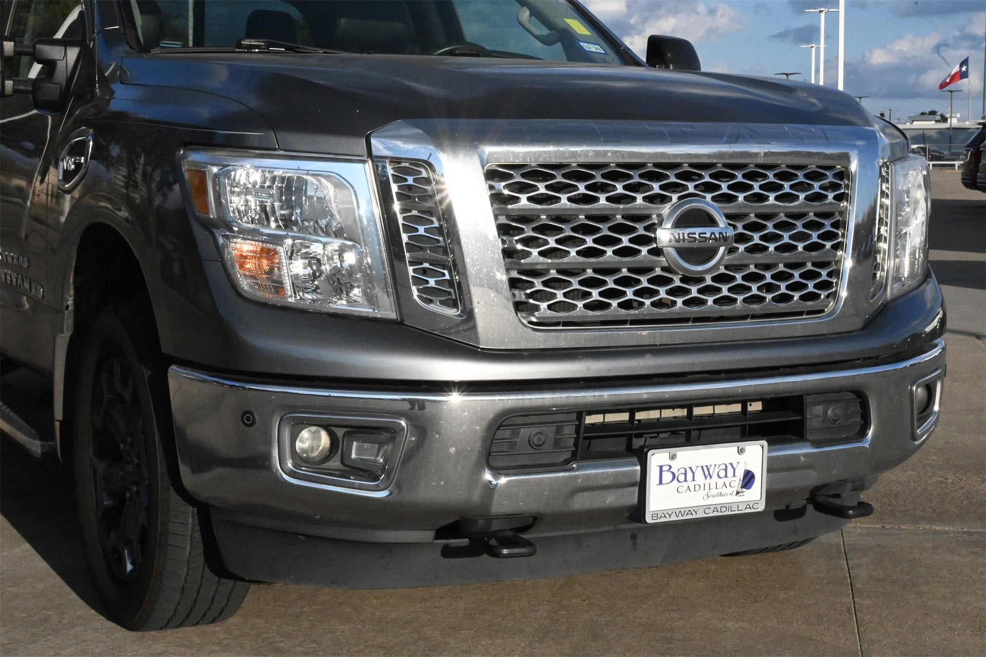 2018 Nissan Titan XD SV