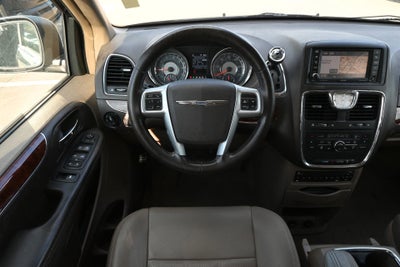 2012 Chrysler Town & Country Touring-L