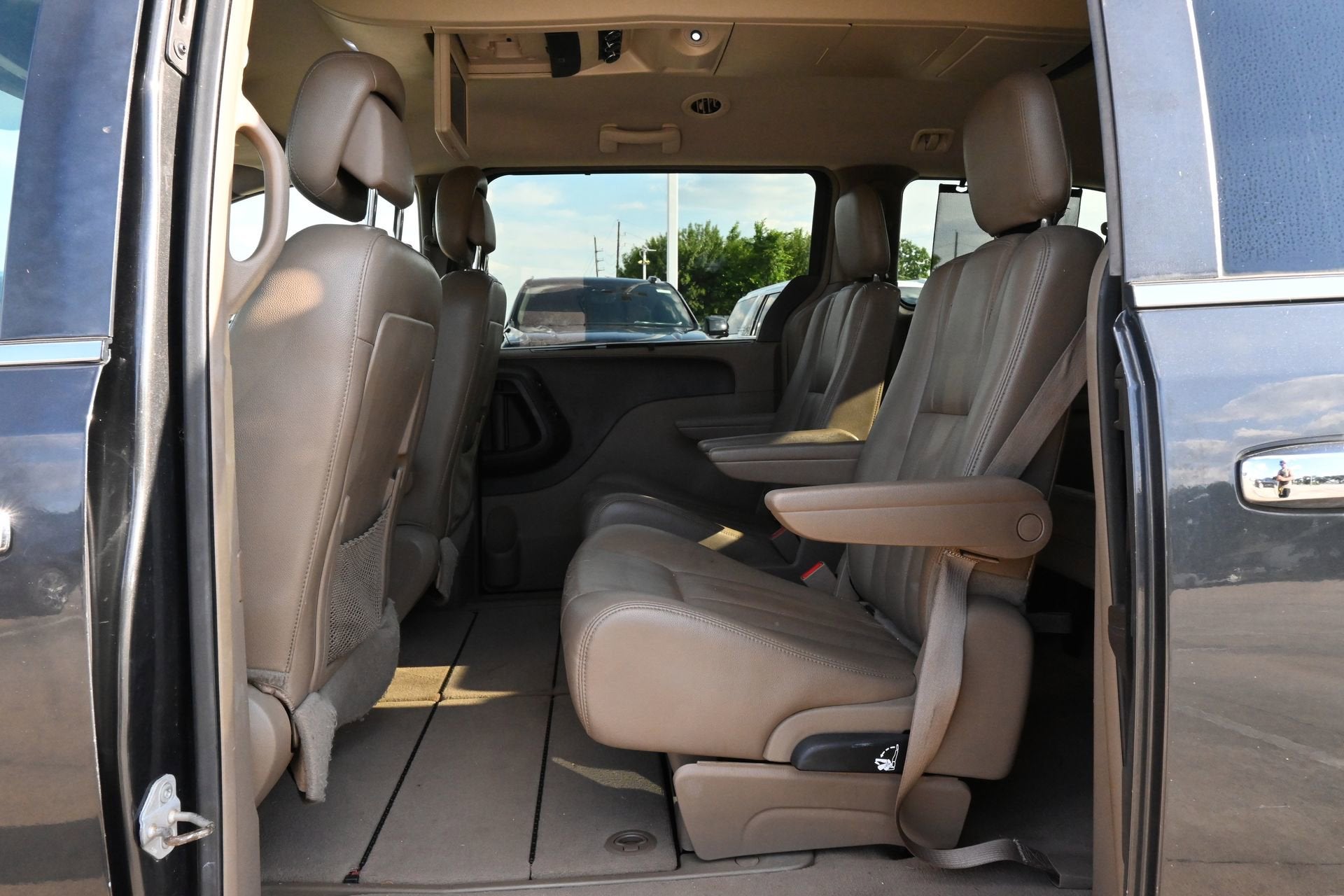 2012 Chrysler Town & Country Touring-L