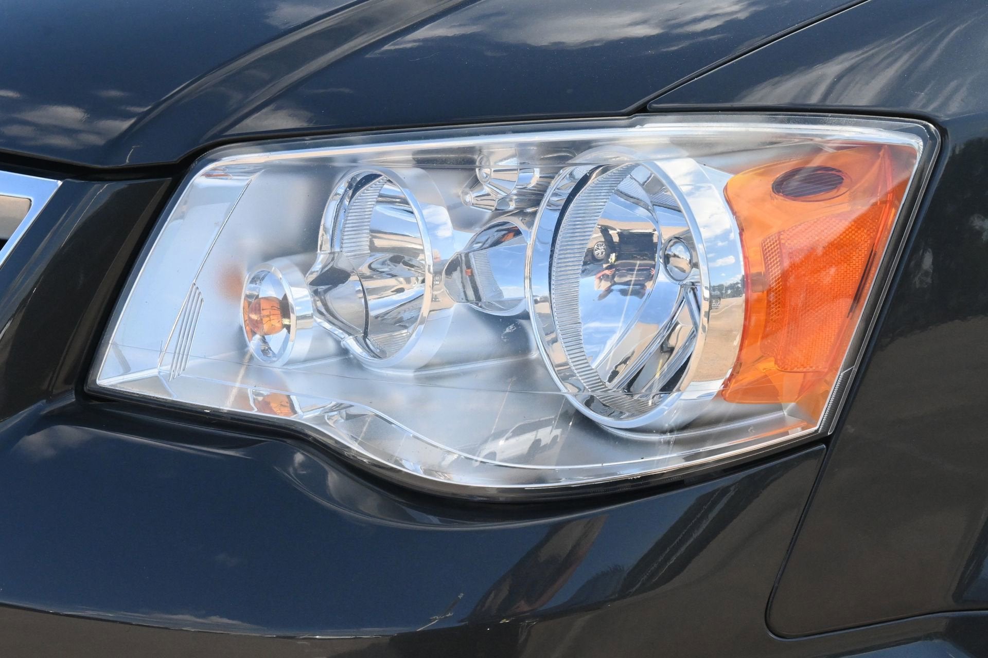 2012 Chrysler Town & Country Touring-L