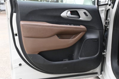 2021 Chrysler Pacifica Hybrid Limited