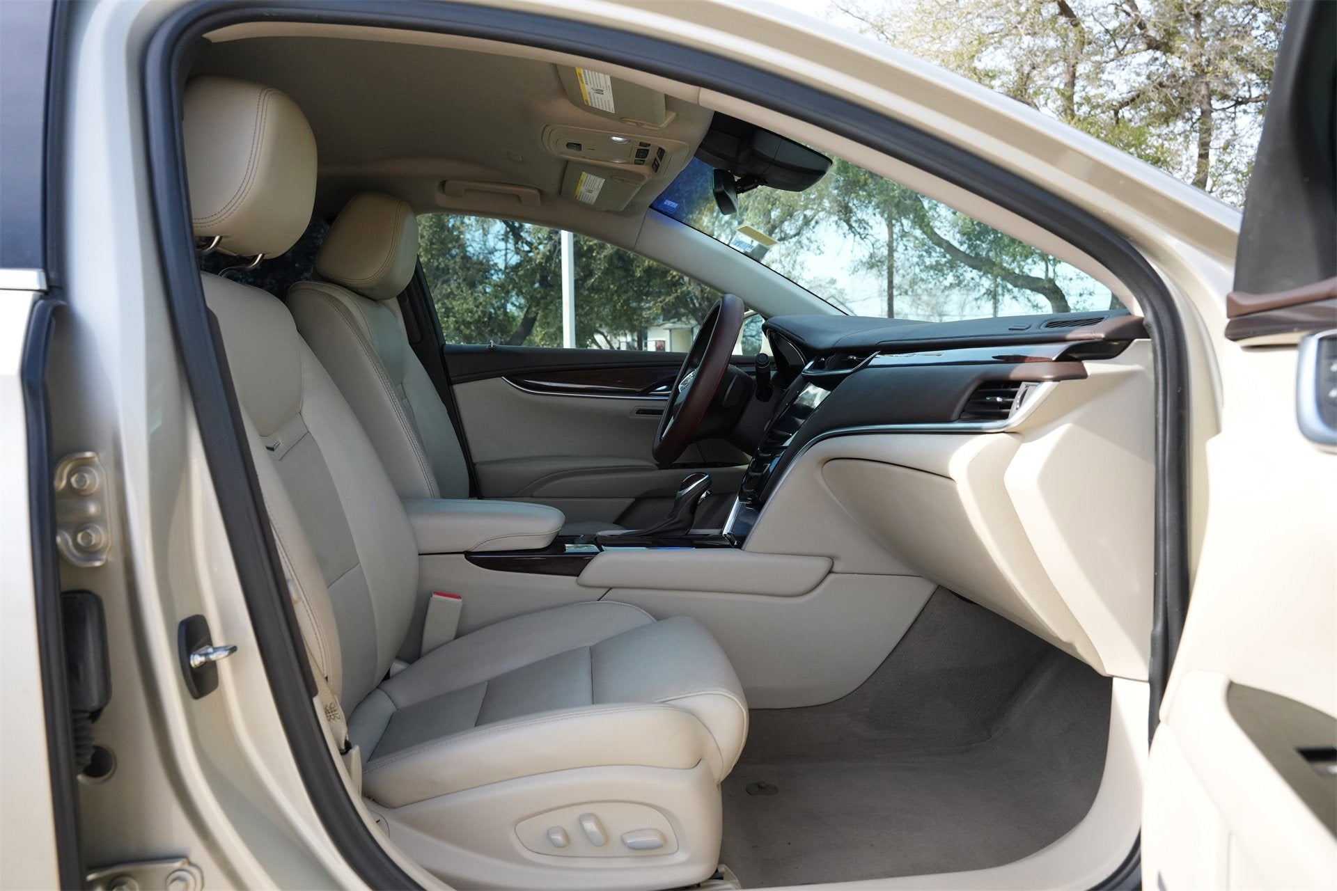 2015 Cadillac XTS Luxury