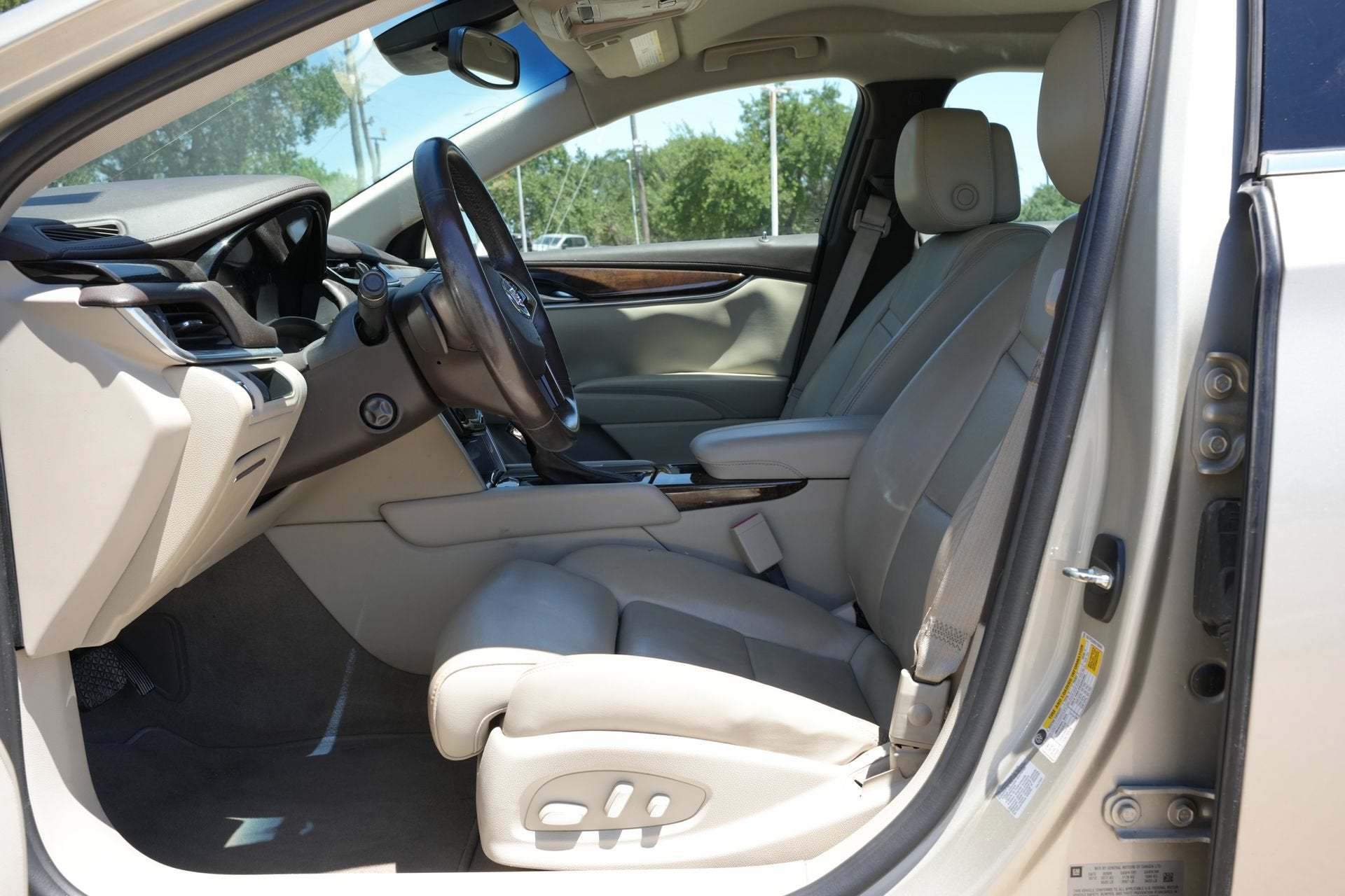 2013 Cadillac XTS Luxury