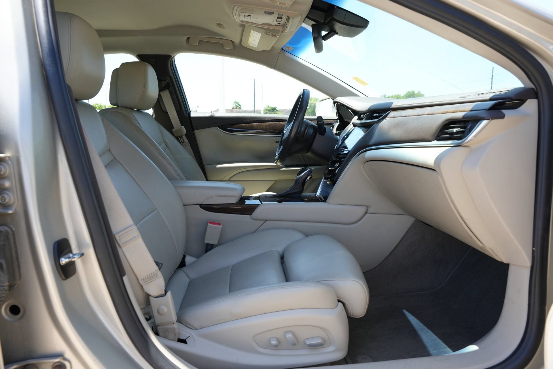 2013 Cadillac XTS Luxury