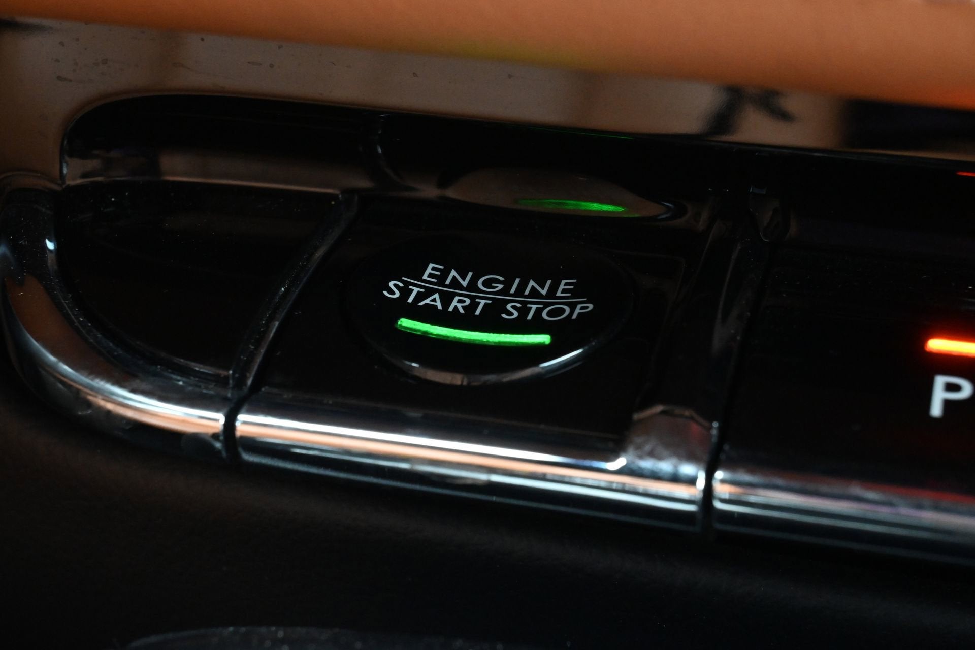 2022 Lincoln Nautilus Black Label
