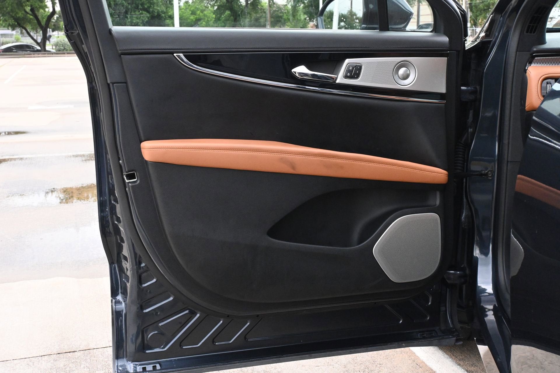 2022 Lincoln Nautilus Black Label