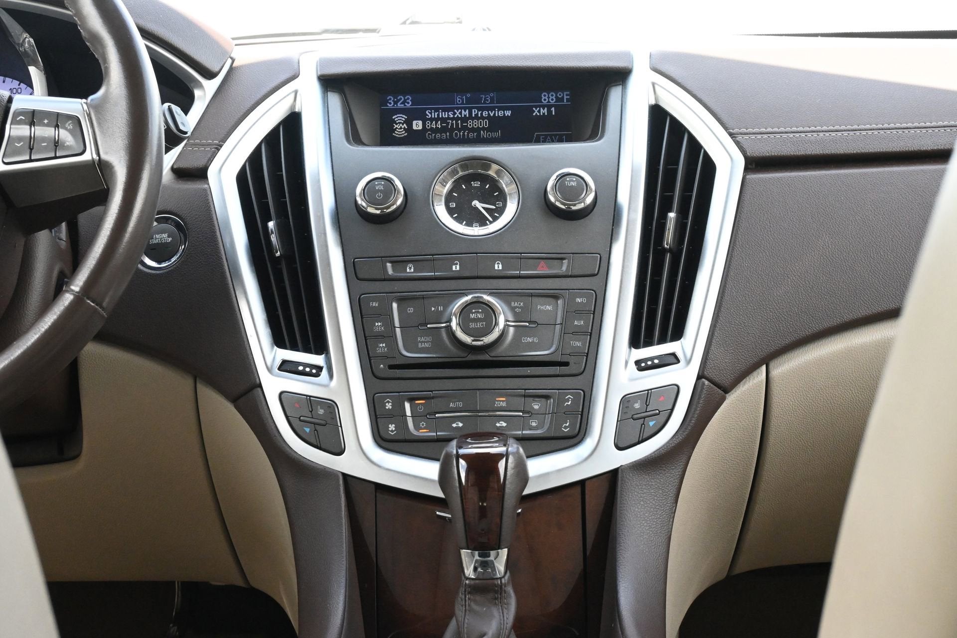 2011 Cadillac SRX Luxury Collection