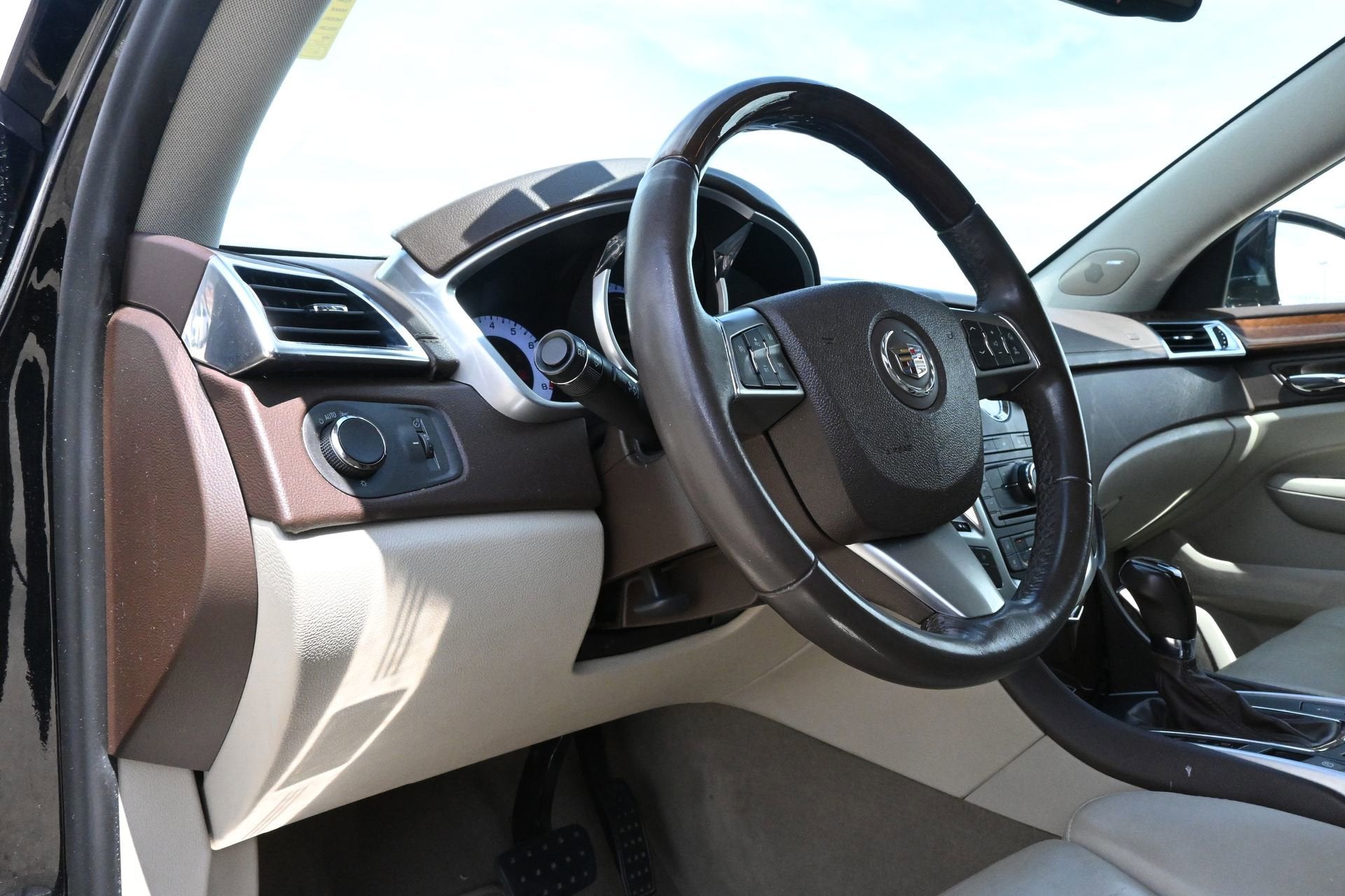 2011 Cadillac SRX Luxury Collection