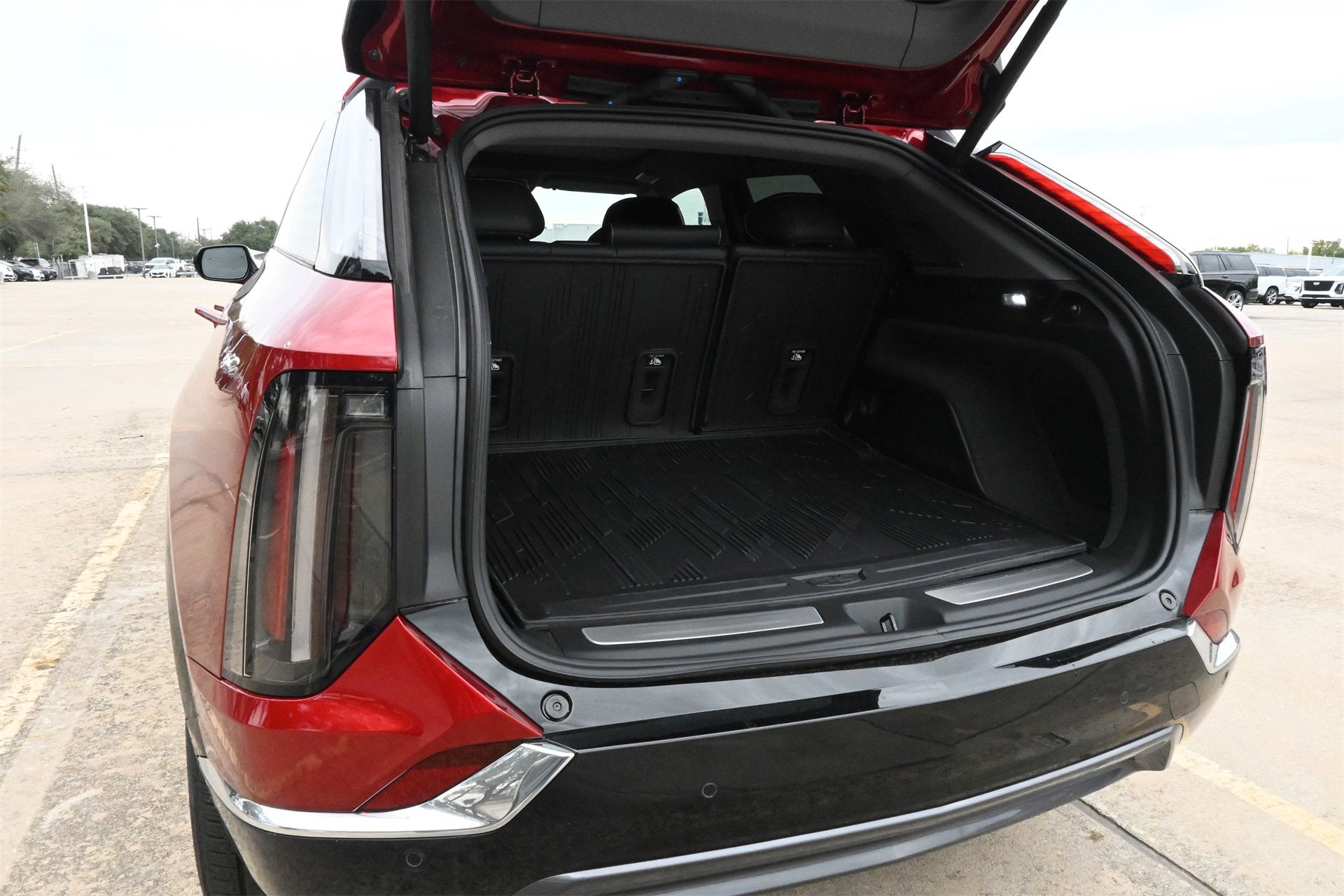 2026 Cadillac OPTIQ Luxury