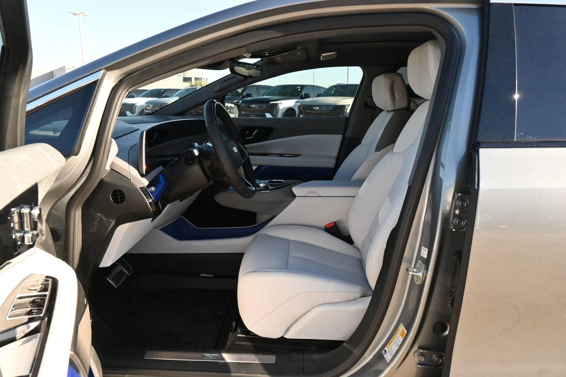 2026 Cadillac OPTIQ Luxury