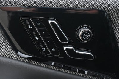 2026 Cadillac OPTIQ Premium Luxury