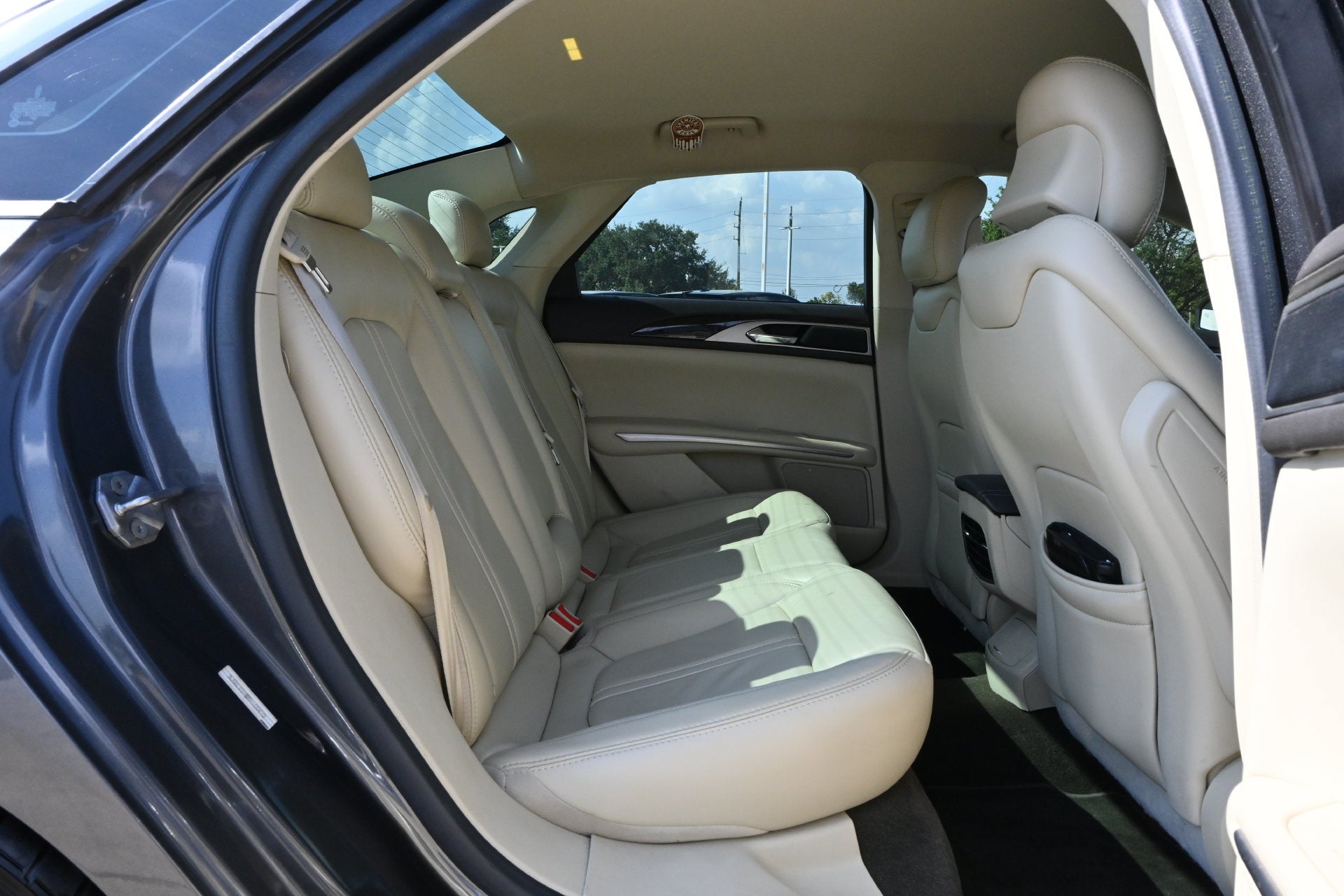 2015 Lincoln MKZ Base