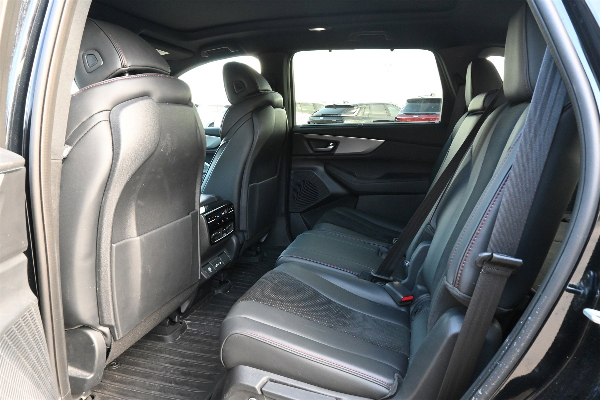 2023 Acura MDX w/A-Spec Package