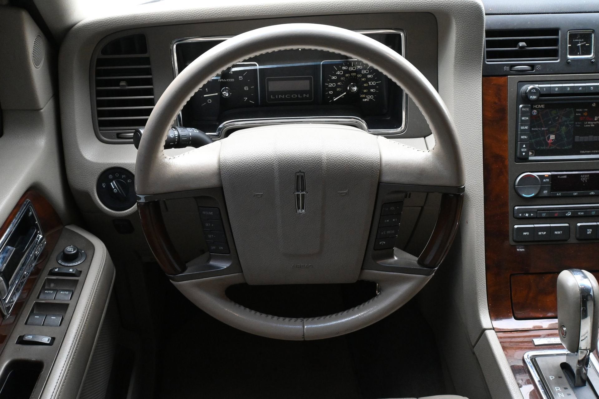 2013 Lincoln Navigator NA