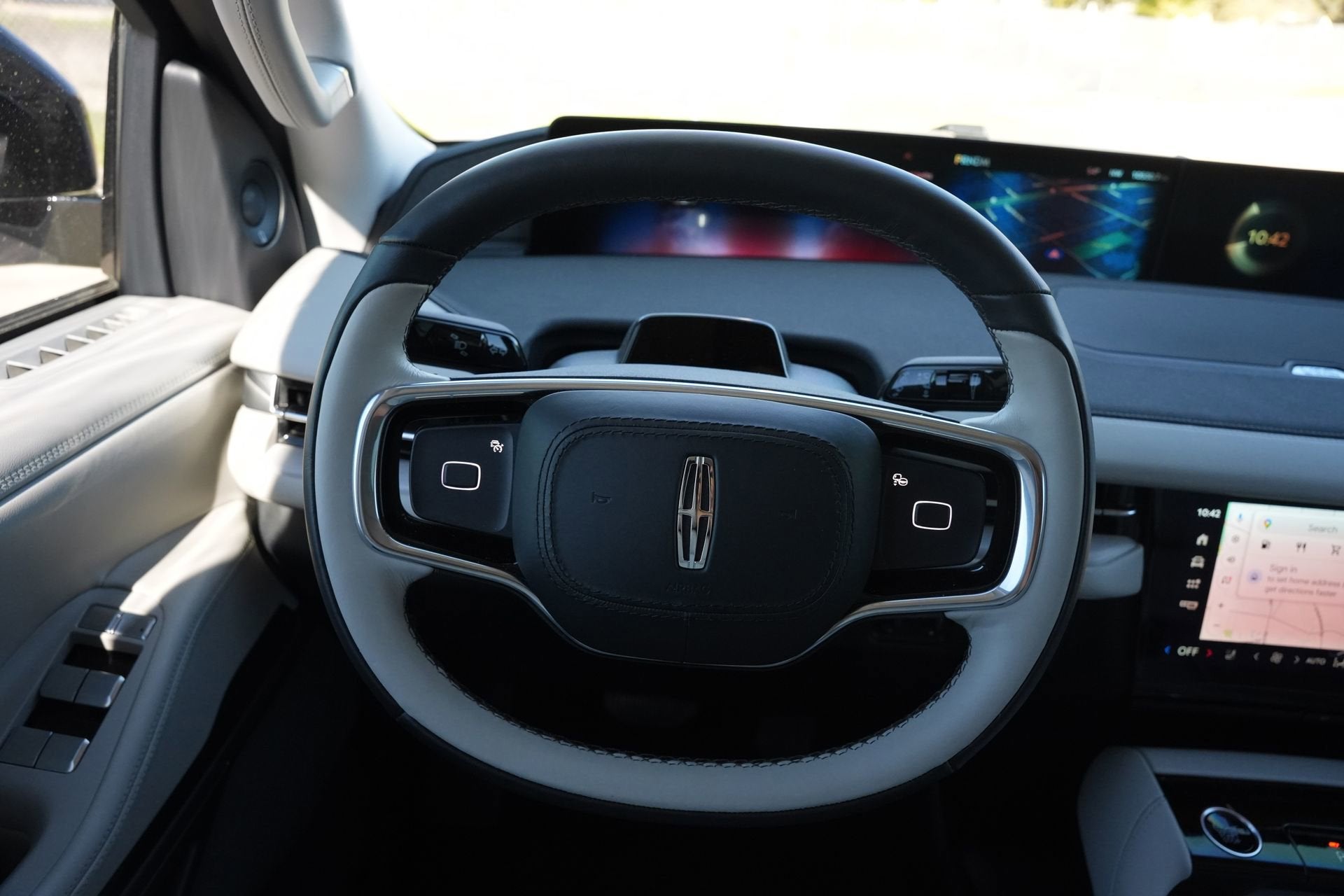 2025 Lincoln Navigator L Reserve