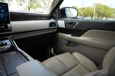 2024 Lincoln Navigator L Reserve