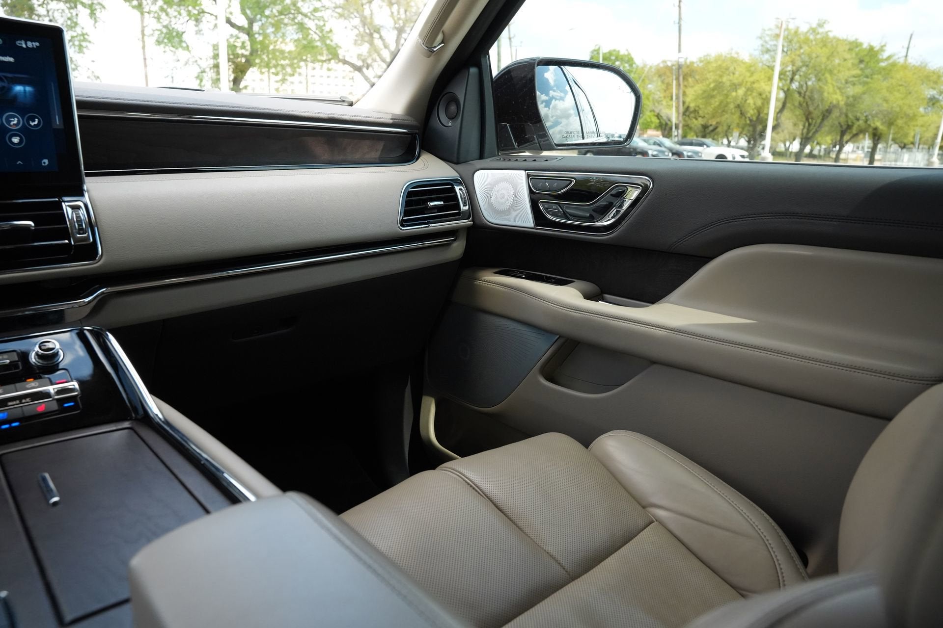 2024 Lincoln Navigator L Reserve