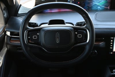 2025 Lincoln Navigator L Black Label