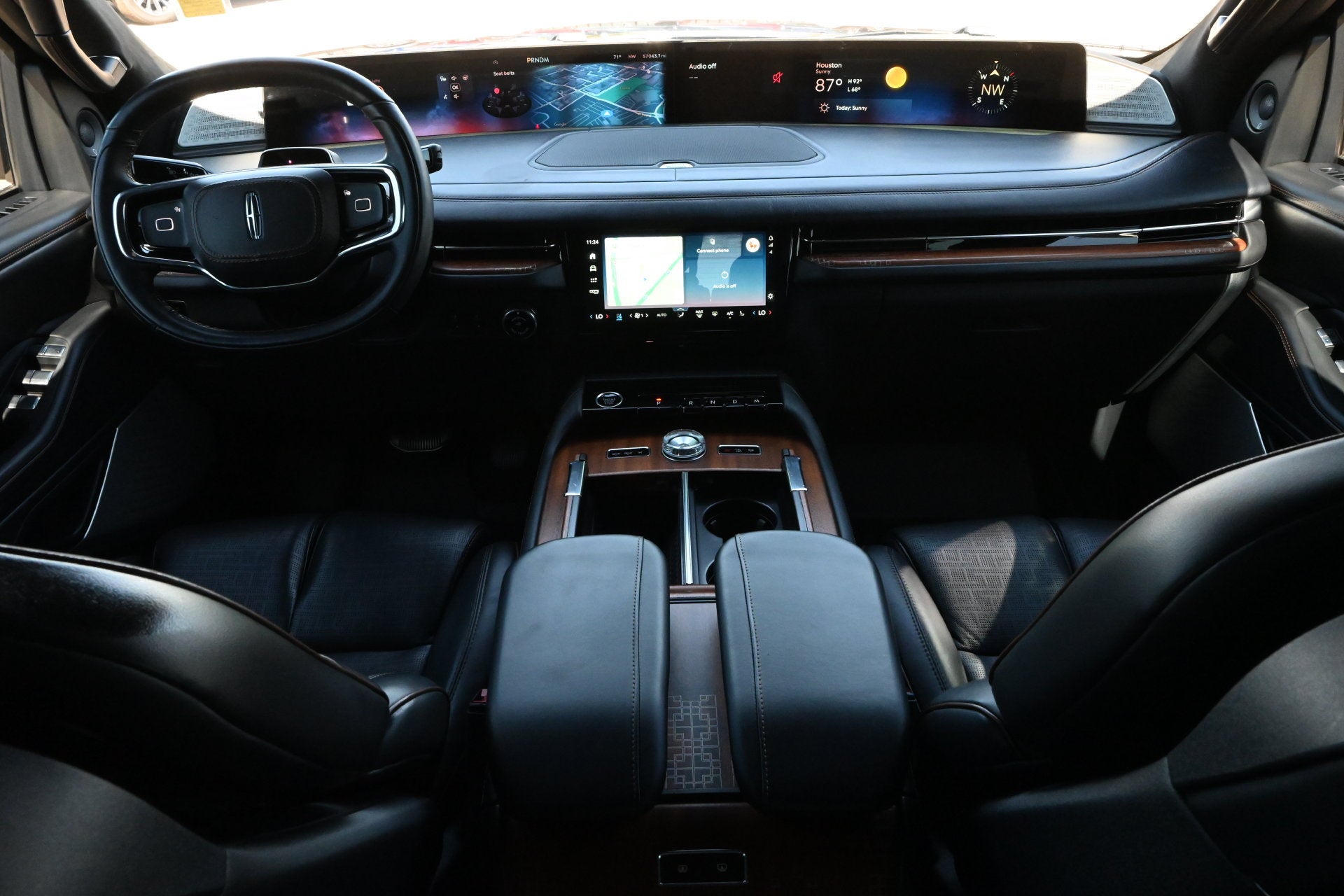 2025 Lincoln Navigator L Black Label