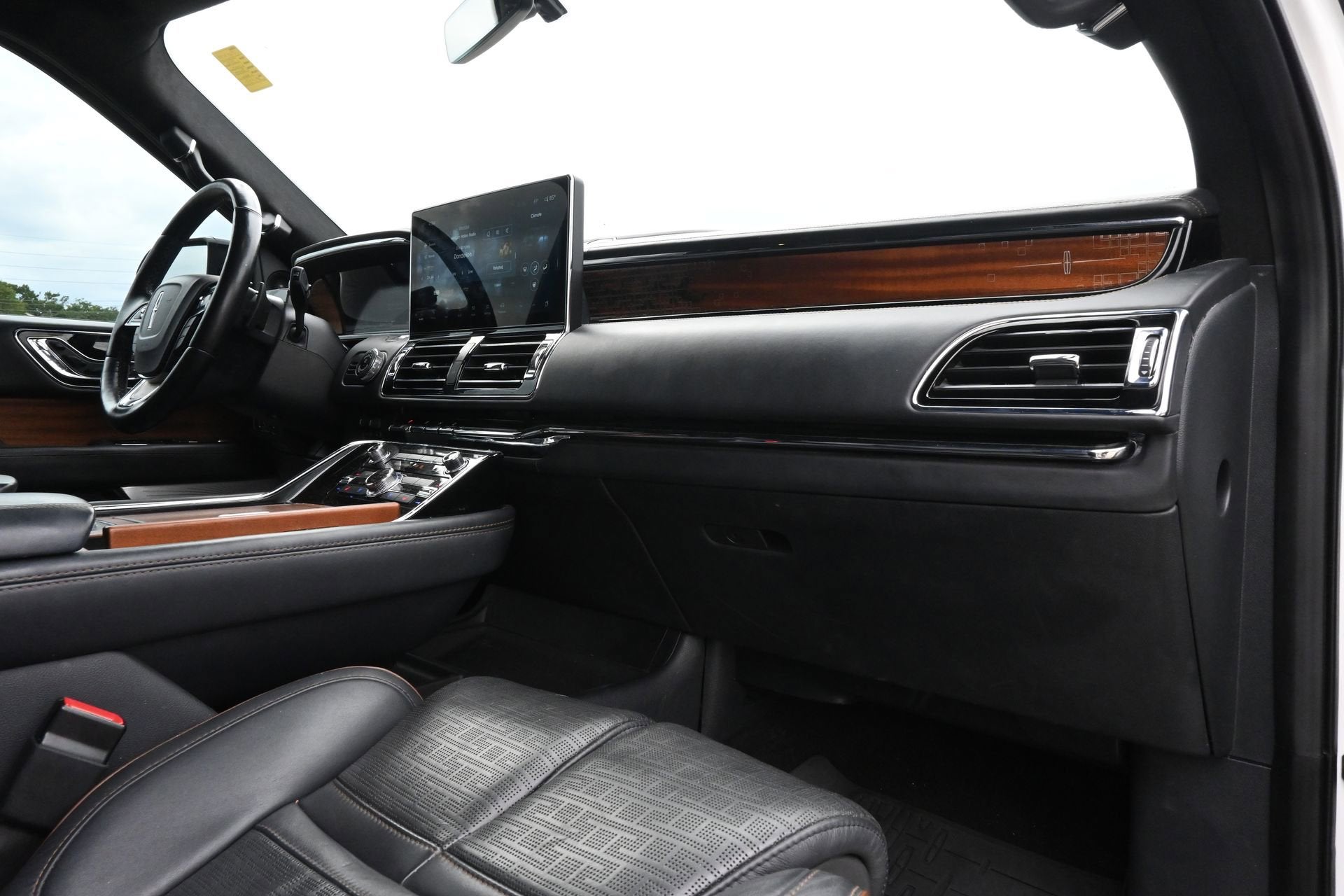 2022 Lincoln Navigator L Black Label