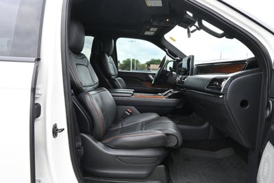 2022 Lincoln Navigator L Black Label