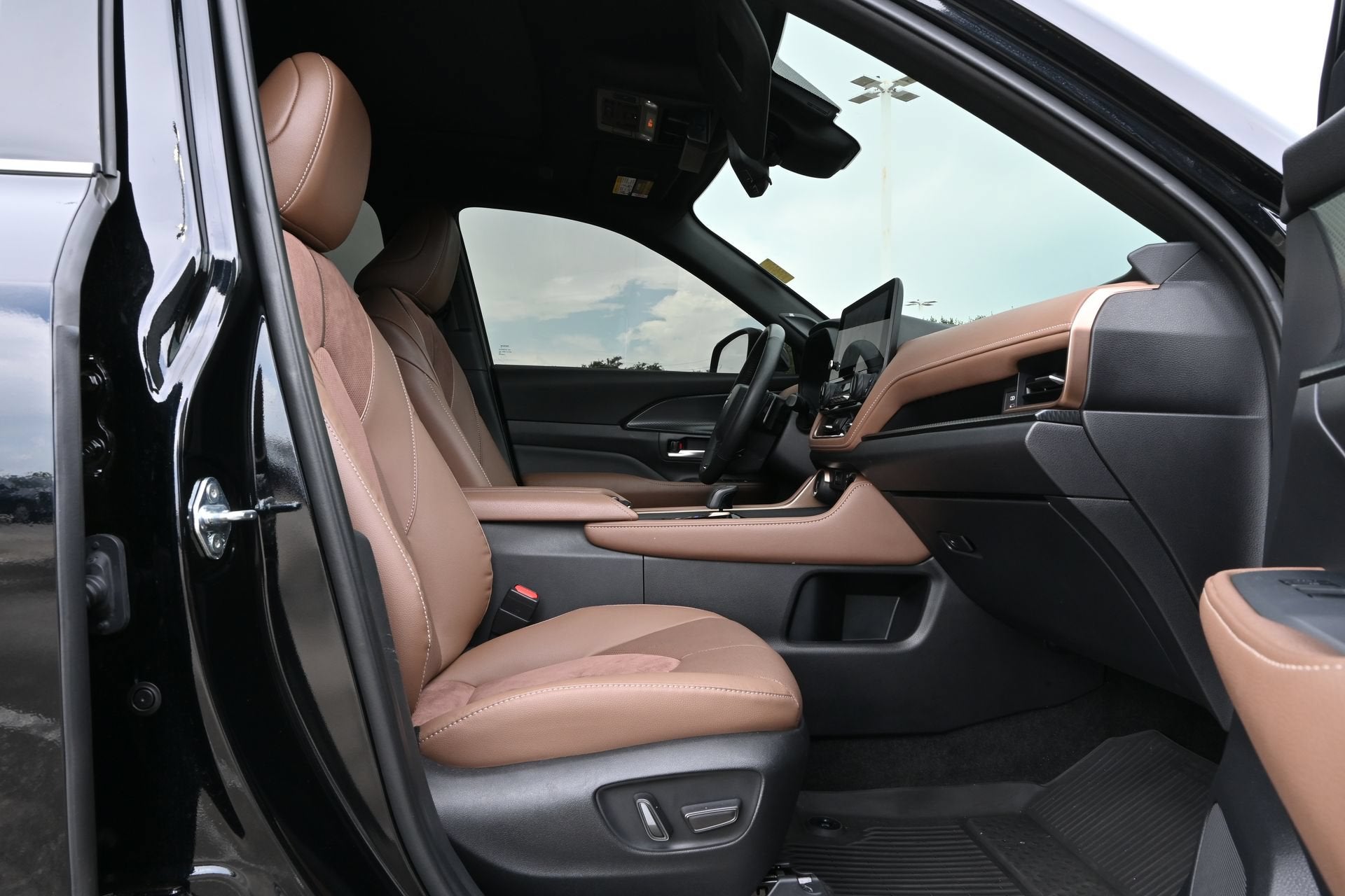 2025 Toyota Grand Highlander Hybrid MAX Limited