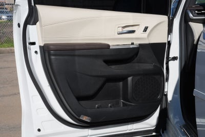 2024 Toyota Sienna Platinum