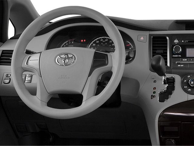 2014 Toyota Sienna XLE