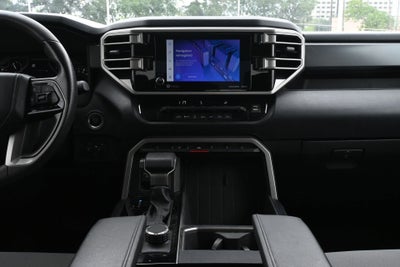 2022 Toyota Tundra 4WD SR5