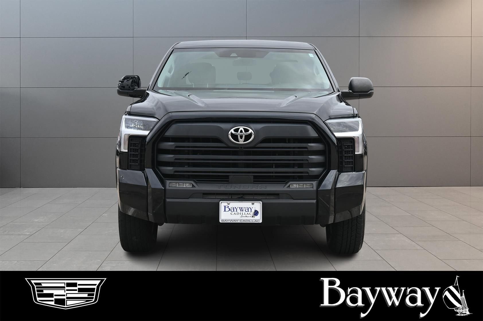 2022 Toyota Tundra 4WD SR5