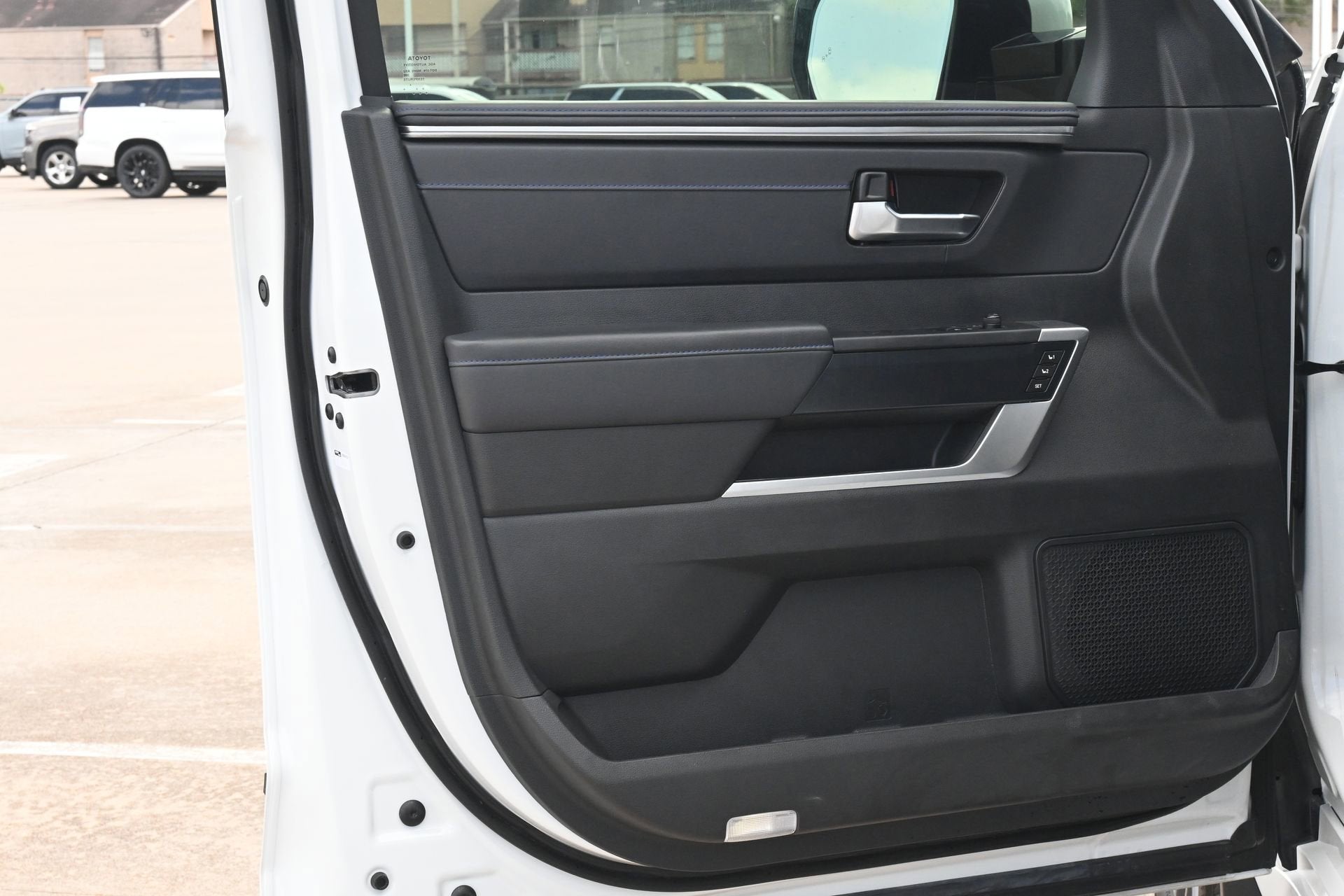 2025 Toyota Tundra 4WD Platinum