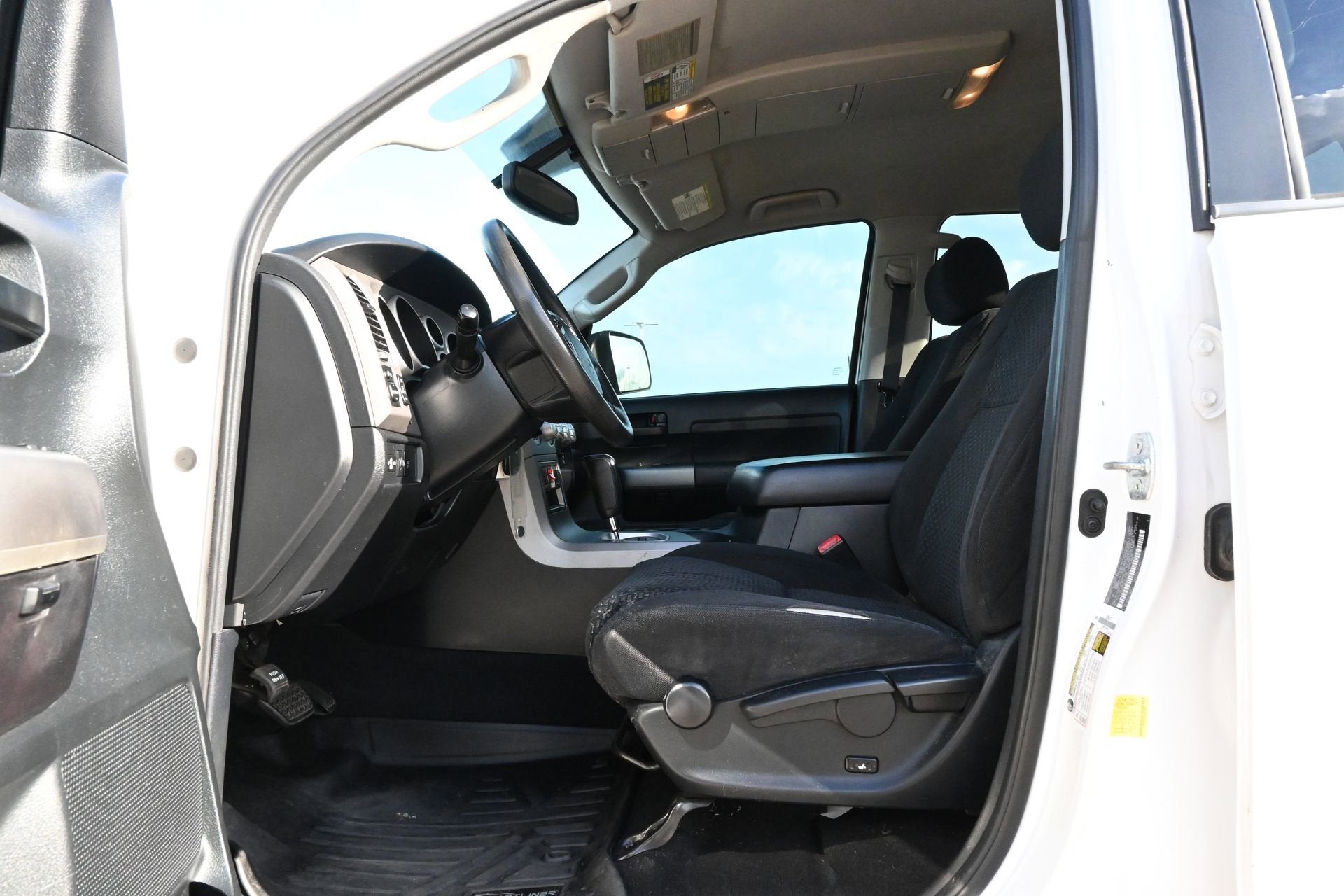 2011 Toyota Tundra 4WD Truck Grade