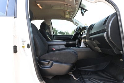 2011 Toyota Tundra 4WD Truck Grade