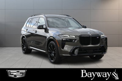 2025 BMW X7 M60i