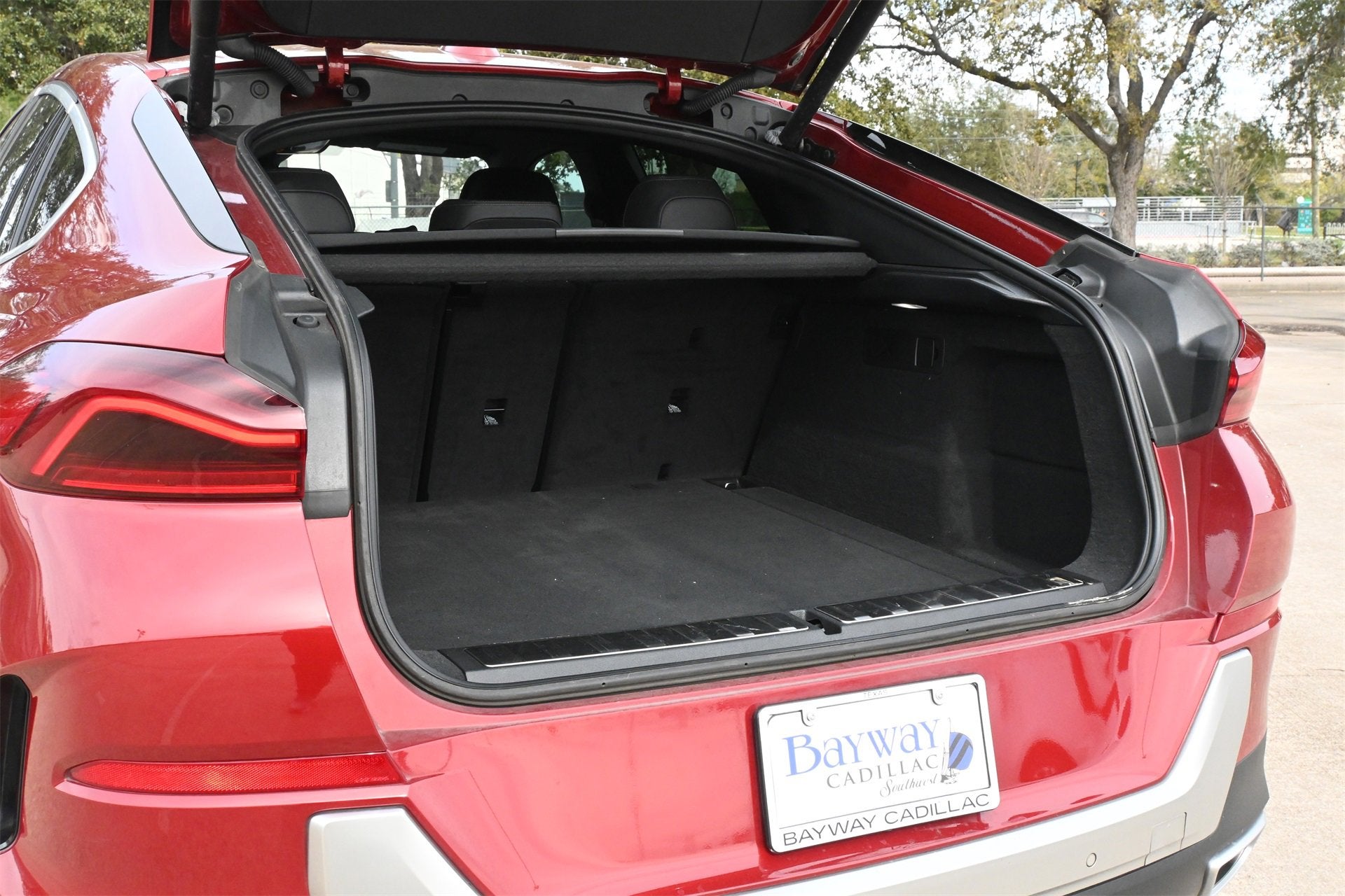 2023 BMW X6 xDrive40i