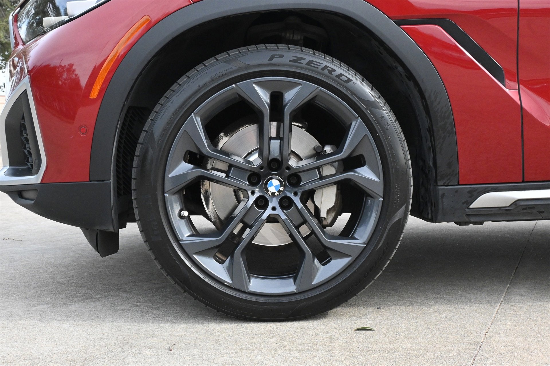 2023 BMW X6 xDrive40i