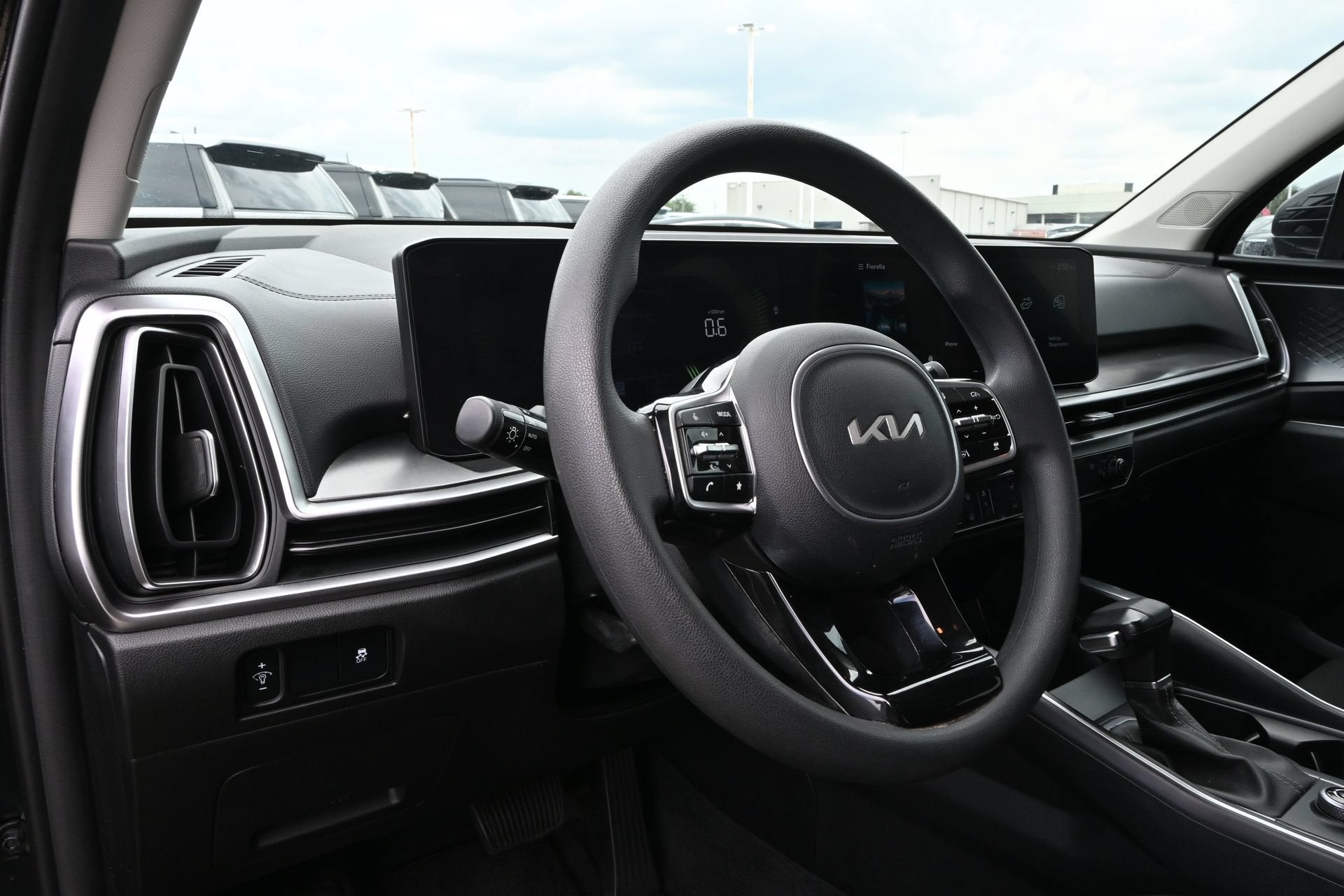 2024 Kia Sorento LX