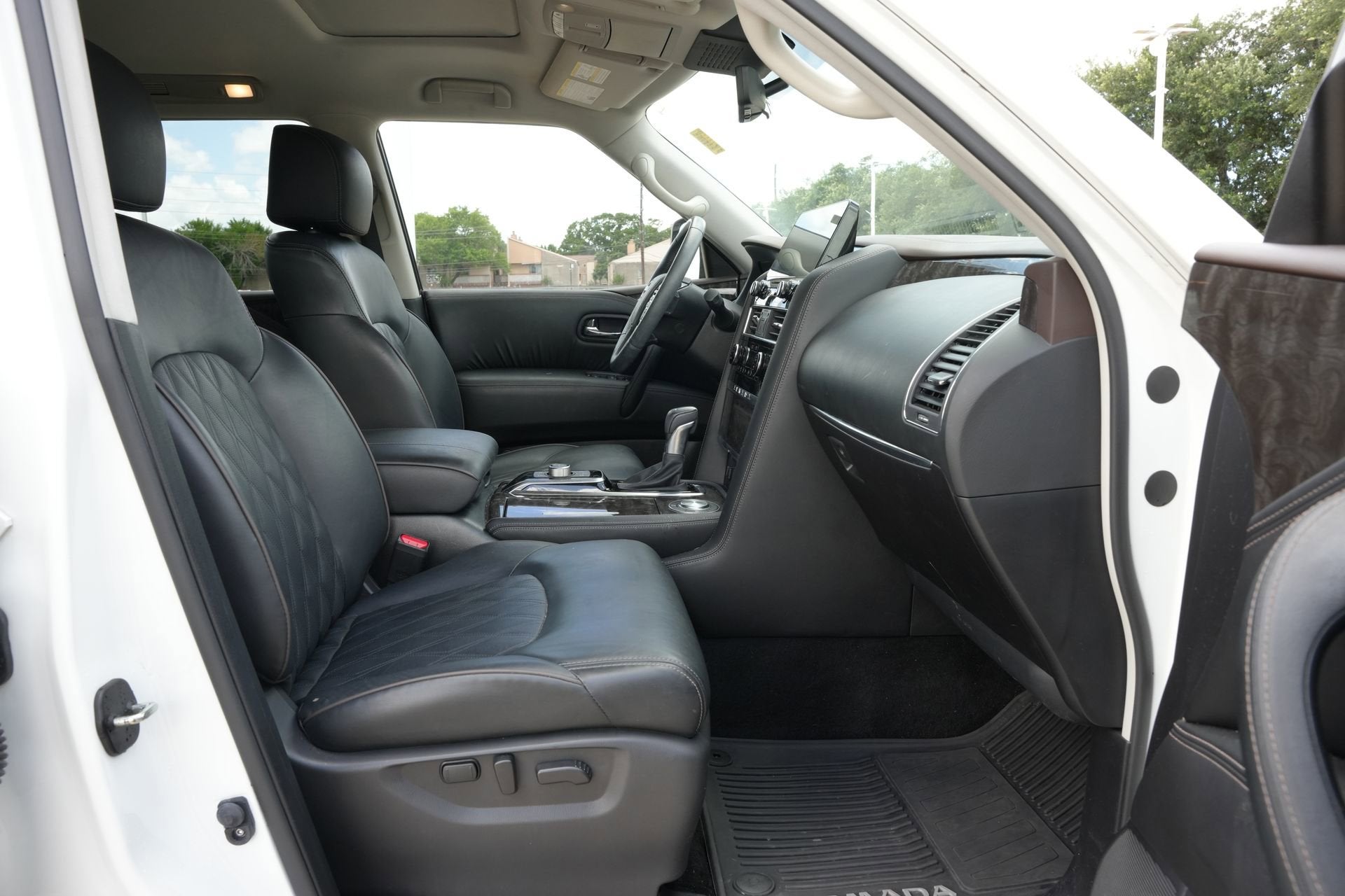 2023 Nissan Armada Platinum