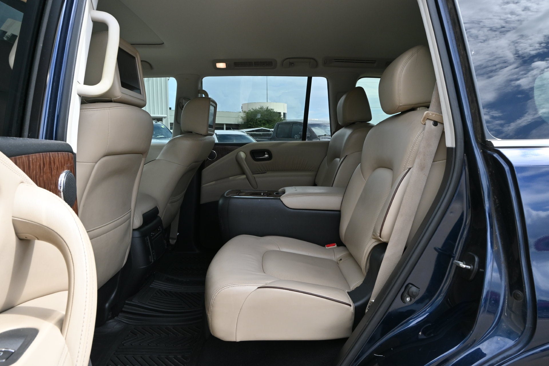 2019 Nissan Armada Platinum