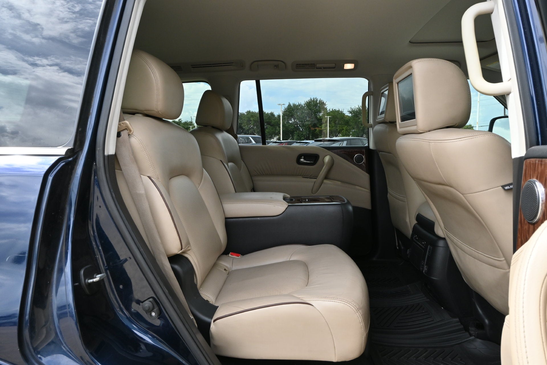 2019 Nissan Armada Platinum